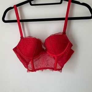 Victoria secret Bra. 34 B